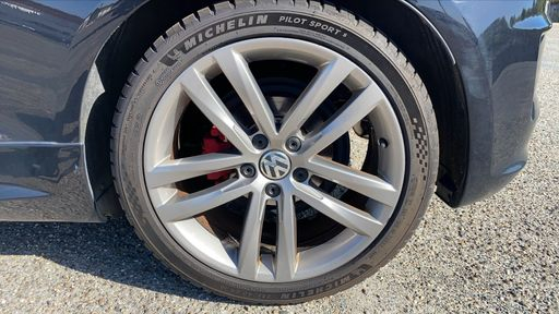Volkswagen Sirocco 2.0 TSI 180 DSG6 - R-Line – 2014 – 97171 km – Essence – Boîte Automatique — photo 11