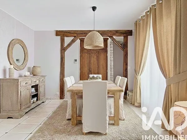 Maison 6 pièces 177 m²
