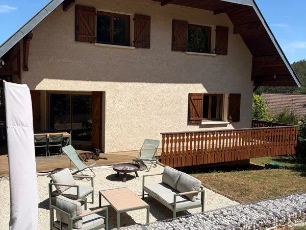 Maison familiale rénovée 206 m² | 5 chambres | 15 min Dijon | Sans vis-à-vis