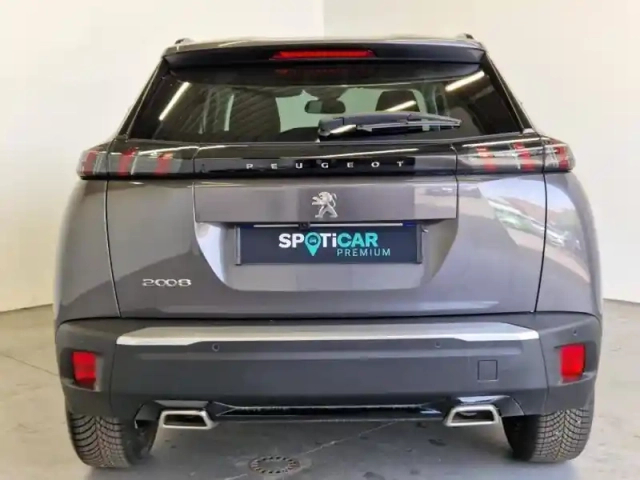 Peugeot 2008 1.2 puretech 130ch s&amp;s allure — photo 4