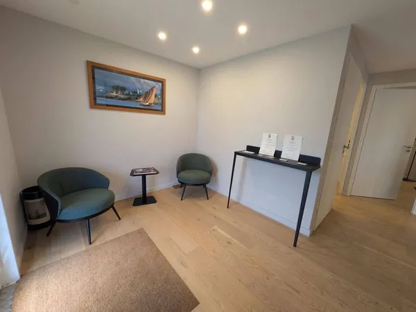Bureau 57 m²