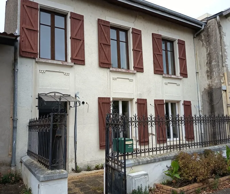 Photo 1