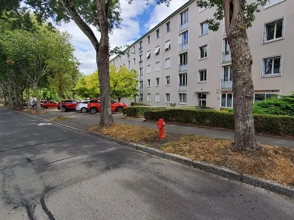 A VENDRE - Appartement T4 de 82m2 - 4 pièces - 3 chambres -