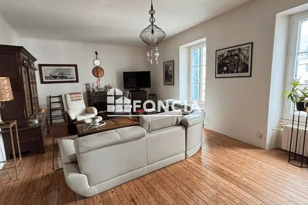 Maison 5 pièces 160 m²