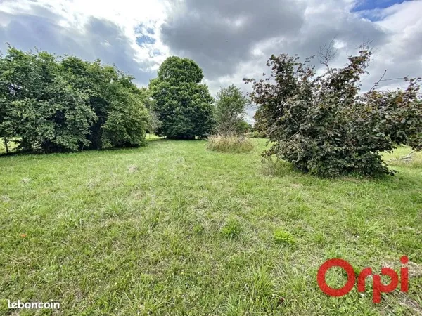 Terrain 2 241 m² Saint Amand Montrond
