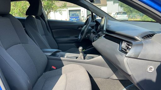 Toyota C-HR 1.2 T 116 2WD - Dynamic – 2018 – 45335 km – Essence – Boîte Manuelle — photo 11
