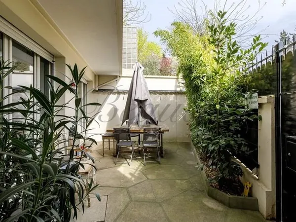 Hauts De Seine - 92430 Marnes La Coquette - Maison 159 M² - 3 Ch
