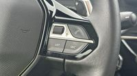 Peugeot 2008 1.2 PureTech 130ch S&S Active Pack EAT8 — photo 17