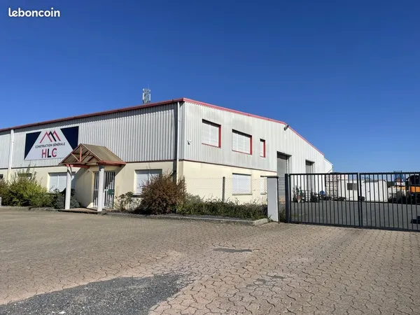 Local 550 m² Buhl-Lorraine