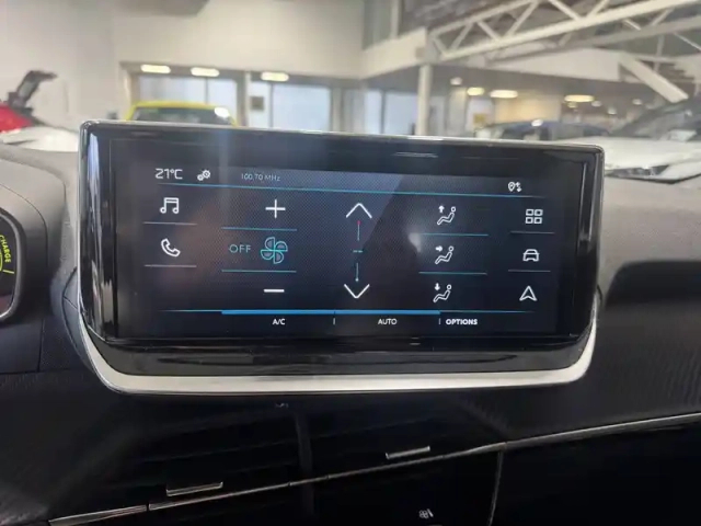 Peugeot 2008 electrique 50 kwh 136 ch — photo 16