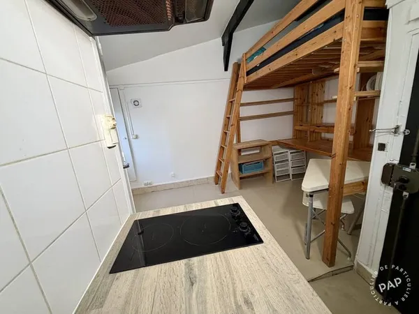 Studio 1 pièce 12 m²
