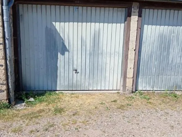 Loue Garage