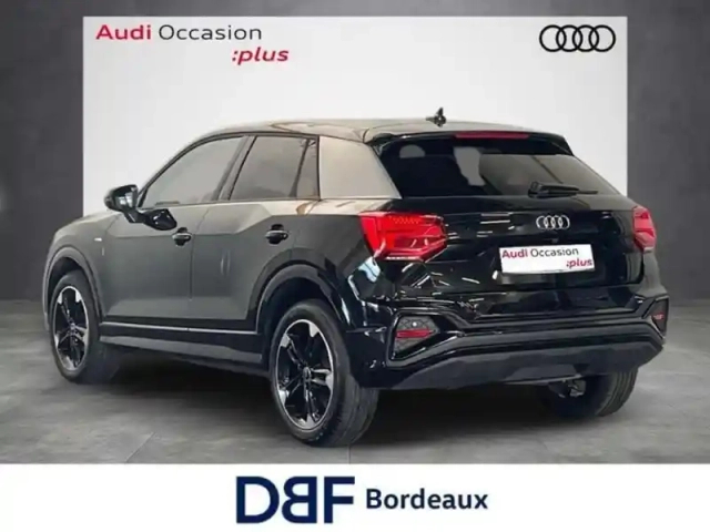 Audi Q2 35 tfsi 150 s tronic 7 s line — photo 3