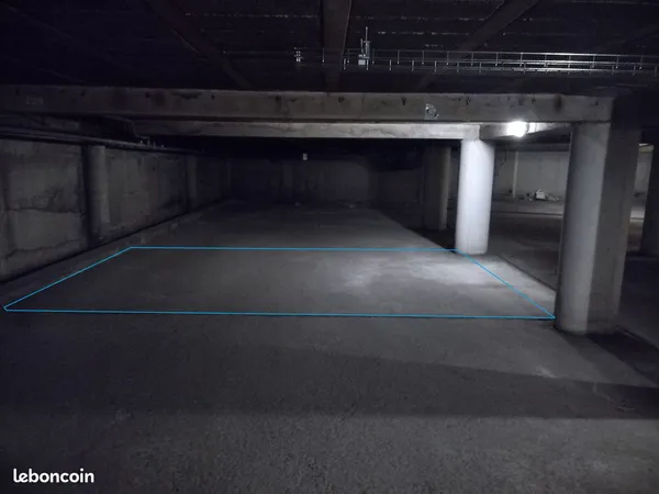 À louer - Place de parking à Épinal