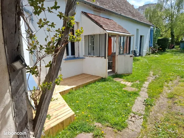 Maison ancienne proche gare