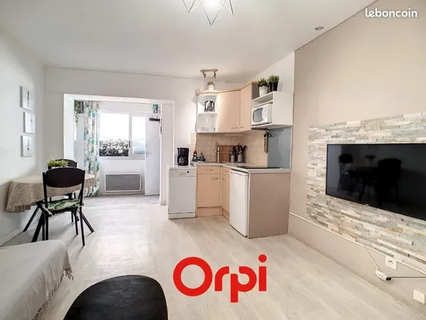 Studio 1 pièce 27 m²