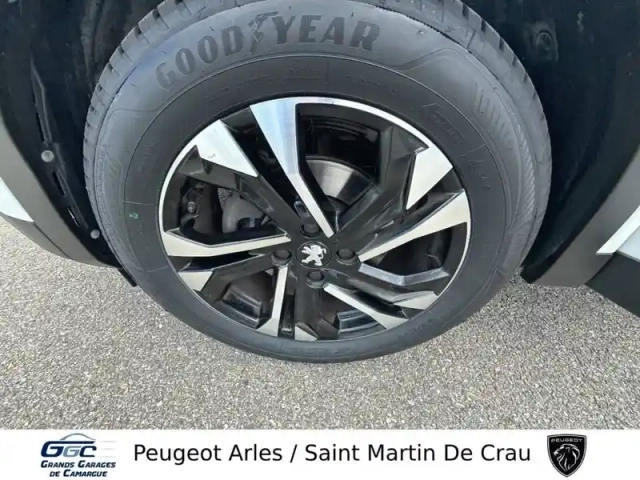 Peugeot 2008 puretech 130 s&amp;s eat8 — photo 14