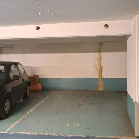 Loue parking