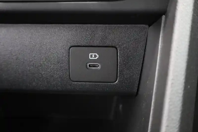 Dacia Sandero eco-g 100 gsr2 — photo 97