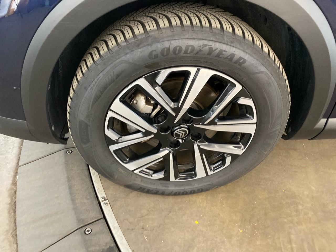 Citroën C4 X hybride 145 ch e-dcs6 plus — photo 11