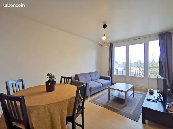 T2 meublé 47 m² - Nantes - 700 Charges comprises