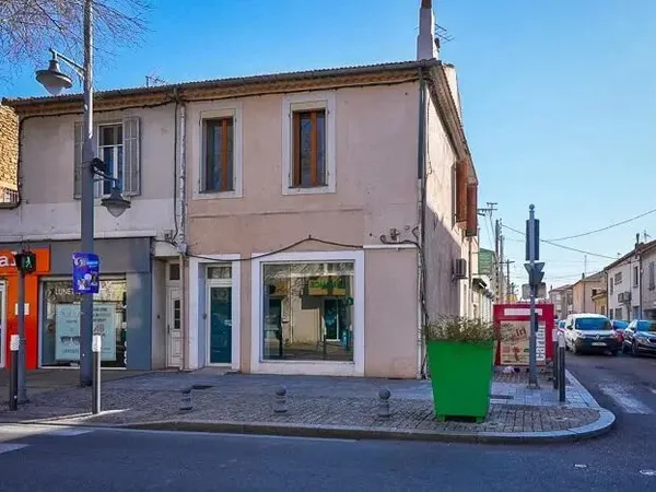 Commerce Vente Miramas 8p 165m² 295000€