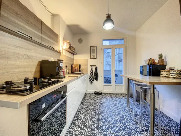 Appartement Meublé Tours 3 pièces 80 m2