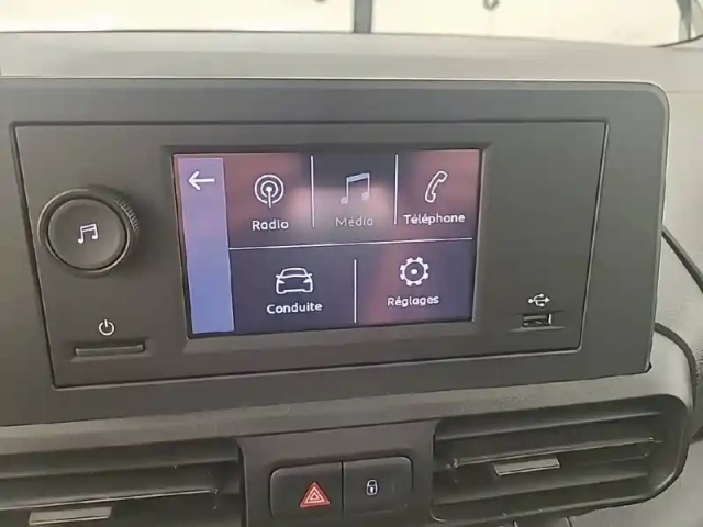 Citroën Berlingo e- taille m 136 ch 100 kwh automatique — photo 37