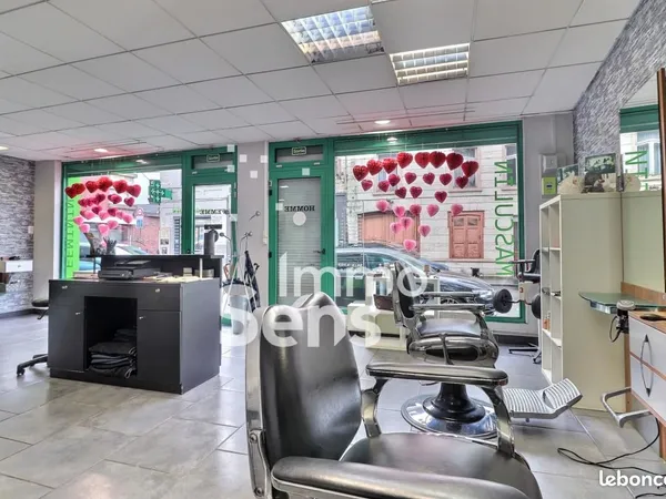 Local coiffure 66 m²