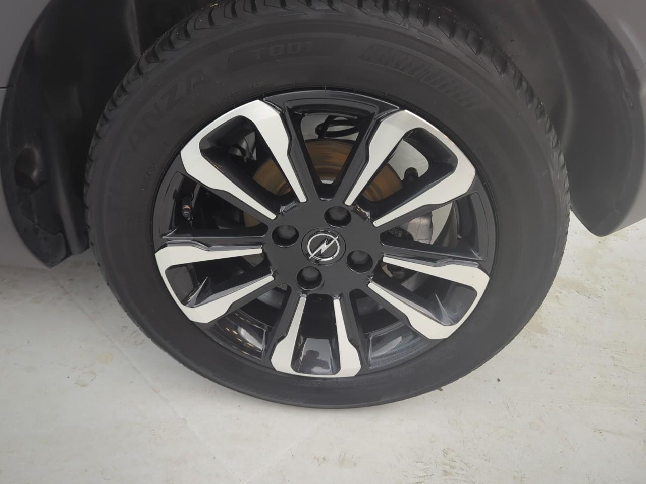 Opel Crossland 1.2 turbo 110 ch bvm6 elegance — photo 23