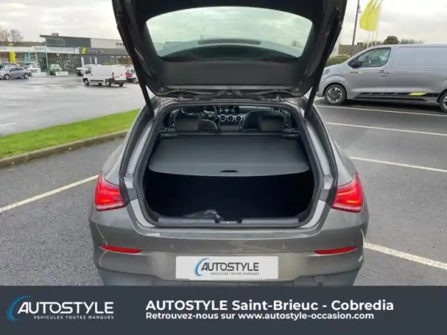 Mercedes Cla shooting brake 180 d 116ch business line 8g-dct — photo 21