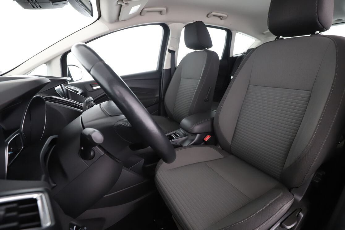Ford C-Max 1.0 EcoBoost Titanium BV6 — photo 9