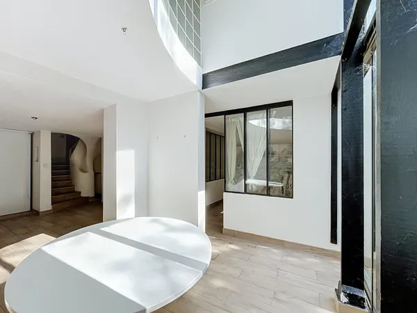 Maison 92 m2 avec 2/3 chambres - Poêle à bois