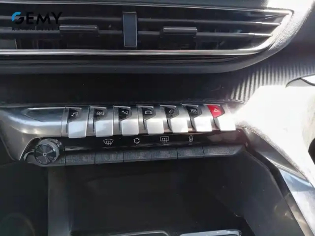 Peugeot 3008 puretech 130ch s&amp;s eat8 — photo 16