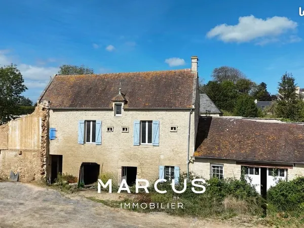Maison 7 pièces 310 m²