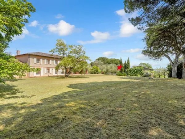 Maison 12 pièces 525 m²
