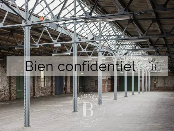 Entrepôt 456 m²