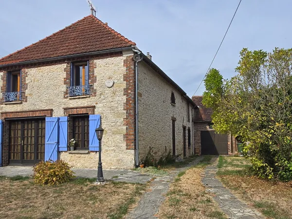 Maison Soisy-Bouy 5 min gare de Longueville ? 2ch dépendance Terrain 1 147 m²