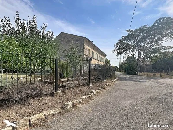 Maison 6 pièces 298 m²