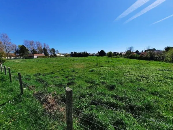 Terrain constructible 6005 m²
