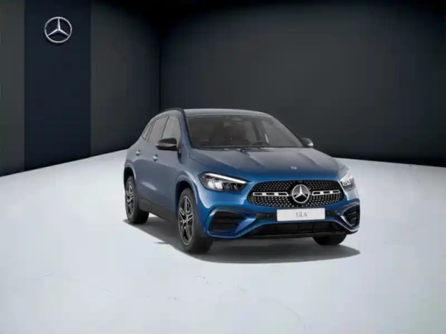 Mercedes Gla 200 d amg line — photo 11