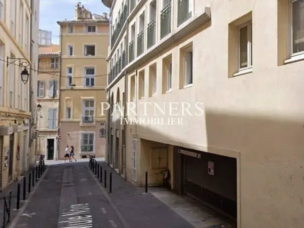 Stationnement Location Aix-en-Provence 200€