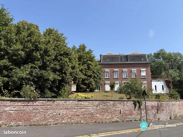 Maison 18 pièces 273 m²