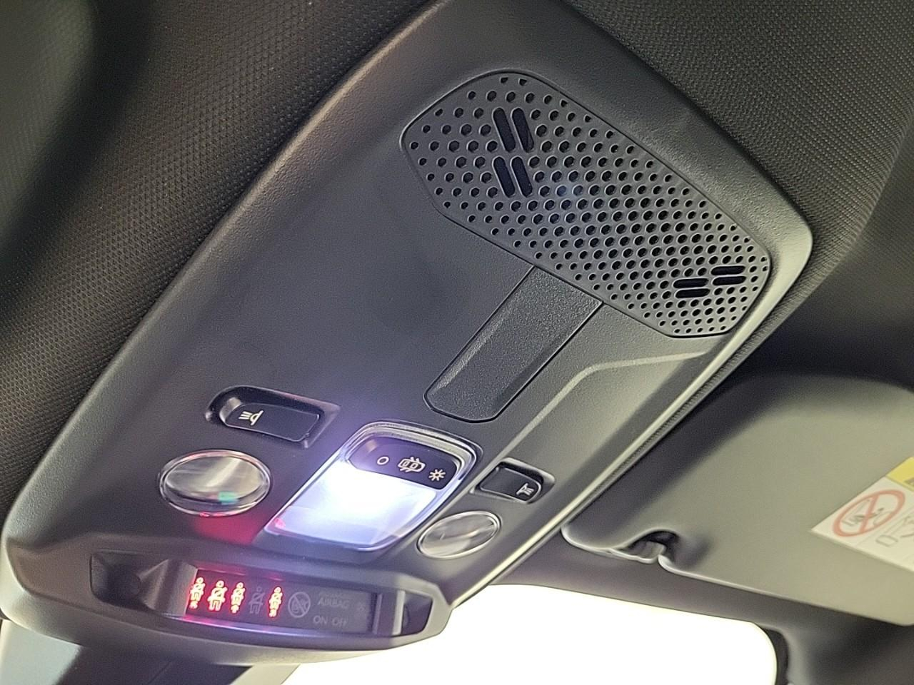 Peugeot 2008 bluehdi 130 s&s eat8 allure — photo 23