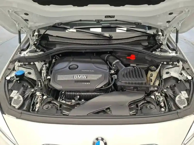 Bmw Serie 1 118i 136 ch dkg7 — photo 10