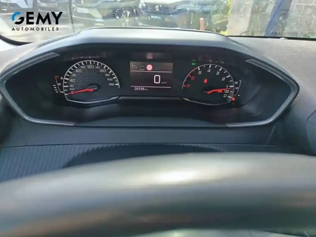 Peugeot 208 puretech 100 s&amp;s bvm6 — photo 14