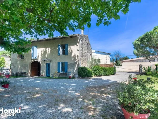 Mas 8 pièces 158 m²