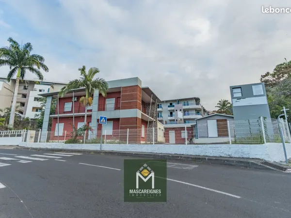Bureaux 458 m²