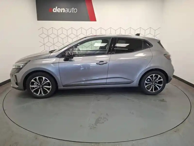 Renault Clio e-tech full hybrid 145 ch gsr2 — photo 7