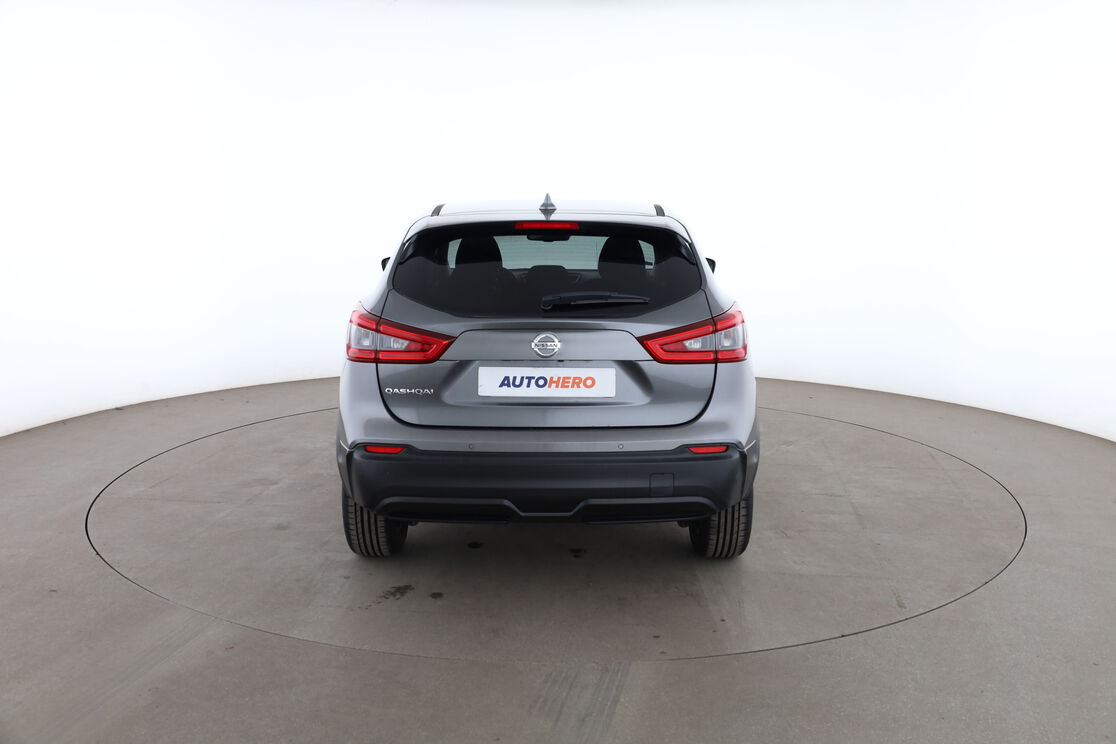 Nissan Qashqai 1.3 DIG-T Acenta — photo 4